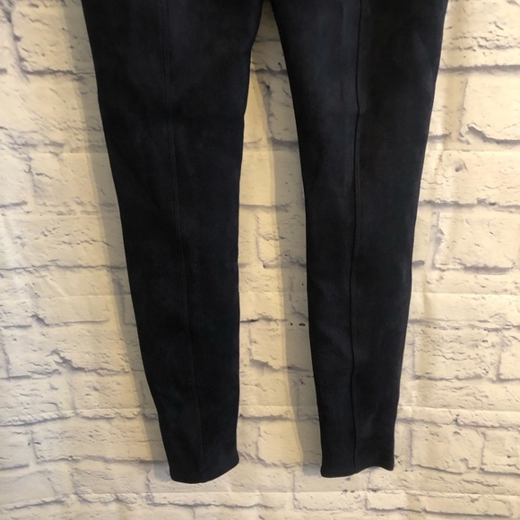NWT Spanx Faux Suede Leggings In Black Size Small - Picture 7 of 9